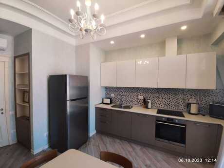 Kirayə 3 otaqlı mənzil, 120 m², Ağ şəhər: 1 800 ₼/ay 4