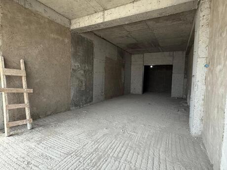 4 otaqlı mənzil, 207 m², Elmlər Akademiyası: 610 000 ₼ 2