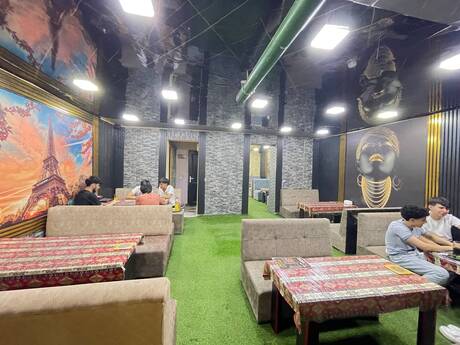 Obyekt - İnşaatçılar m. - 150 m²