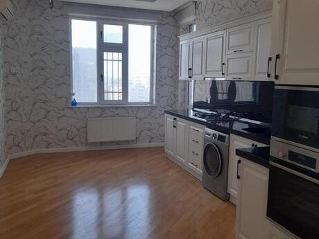 4-room apartment, 175 m², İnşaatçılar: 470 000 ₼ 4