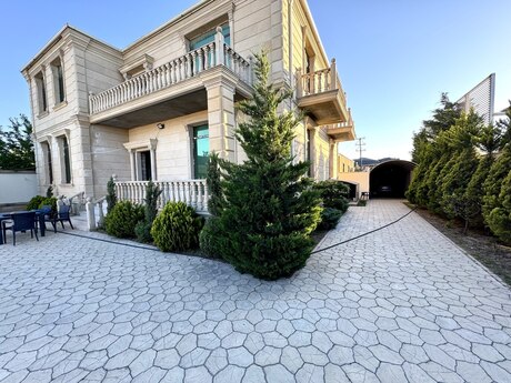 6 otaqlı həyət evi/bağ evi - Mərdəkan q. - 400 m²
