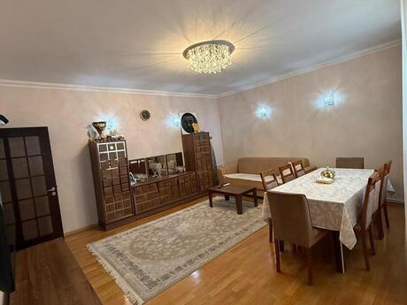 Elan №6225031 - Bakı, 8 Noyabr m., 4 otaqlı, 140 m², 12/14 mərtəbə