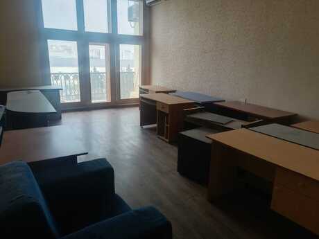 4-комн. офис - пос. Ясамал - 120 м²