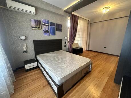 3 otaqlı mənzil, 90 m², Nizami: 235 000 ₼ 2