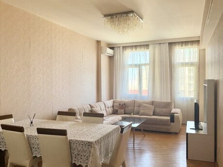 Elan №6225567 - Bakı, Nizami m., 2 otaqlı, 70 m², 10/18 mərtəbə