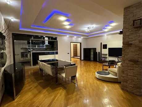 5-комнатная квартира, 250 м², 28 May: 590 000 ₼ 5