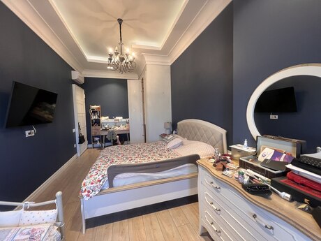 5-room apartment for rent, 200 m², Nəriman Nərimanov: 2 640 ₼/mo 5