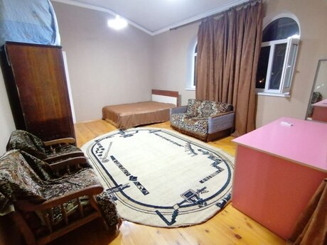 3 otaqlı həyət evi/bağ evi - Pirşağı q. - 100 m²