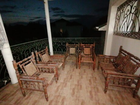 3 otaqlı həyət evi/bağ evi - Pirşağı q. - 100 m²