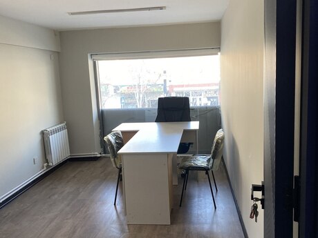 1 otaqlı ofis - Azadlıq Prospekti m. - 15 m²