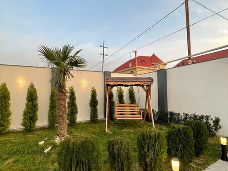 4 otaqlı həyət evi/bağ evi - Mərdəkan q. - 200 m²