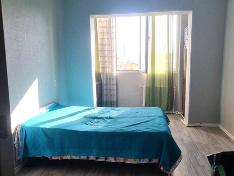 Elan №6226703 - Bakı, Qara Qarayev m., 2 otaqlı, 65 m², 9/9 mərtəbə