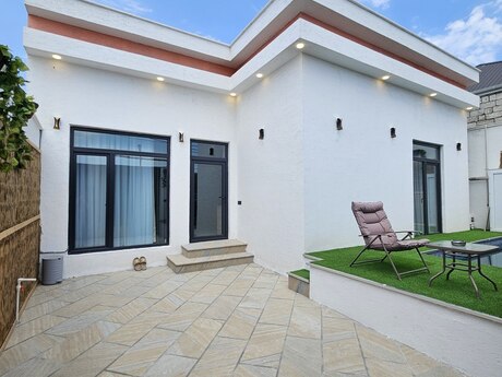 3 otaqlı həyət evi/bağ evi - Şüvəlan q. - 90 m²