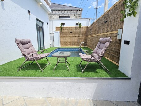 3 otaqlı həyət evi/bağ evi - Şüvəlan q. - 90 m²