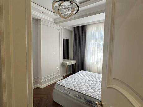 Kirayə 4 otaqlı mənzil, 130 m², Nəsimi: 2 500 ₼/ay 5