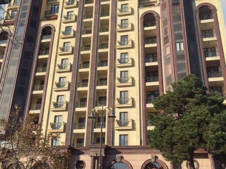 Elan №6226743 - Bakı, 28 May m., 2 otaqlı, 80 m², 12/14 mərtəbə