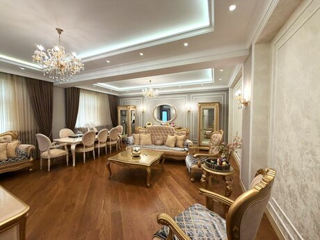 4 otaqlı mənzil, 178 m², 28 May: 875 000 ₼ 4