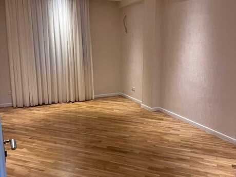 4 otaqlı mənzil, 160 m², İnşaatçılar: 360 000 ₼ 5