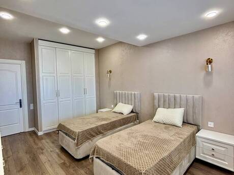 Kirayə 3 otaqlı mənzil, 115 m², Şah İsmayıl Xətai: 1 299 ₼/ay 2