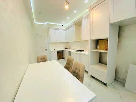 3 otaqlı mənzil, 130 m², İnşaatçılar: 308 000 ₼ 4
