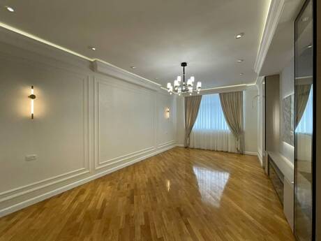 4 otaqlı yeni tikili - 28 May m. - 152 m²