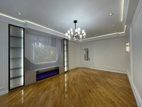 4 otaqlı yeni tikili - 28 May m. - 152 m²