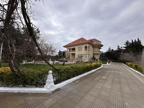 Объявление №6227188 - Баку, пос. Бильгях, 10-комн., 700 м²