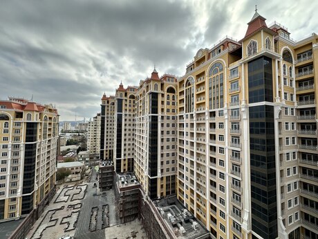 Elan №6227235 - Bakı, 28 May m., 1 otaqlı, 61 m², 10/16 mərtəbə