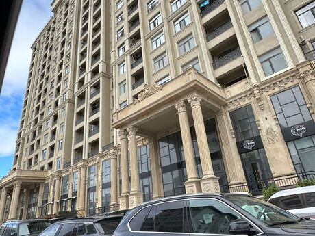 Elan №6227280 - Bakı, Şah İsmayıl Xətai m., 4 otaqlı, 171 m², 5/16 mərtəbə