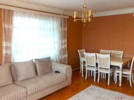 м. Кара Караев