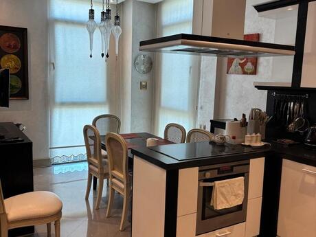 Аренда: 3-комнатная квартира, 170 м², İçəri Şəhər: 2 999 ₼/мес 5