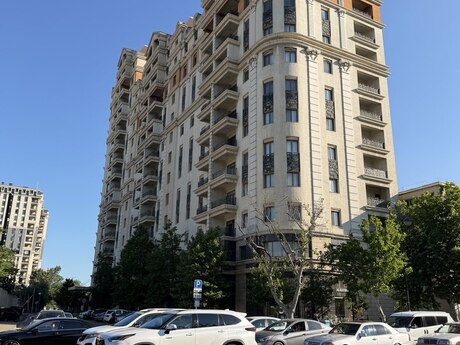 Объявление №6227973 - Баку, м. Низами, 5-комн., 280 м², 10/12 этаж