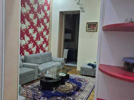Elan №6228087 - Bakı, 28 May m., 2 otaqlı, 50 m², 2/2 mərtəbə
