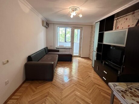 Elan №6228221 - Bakı, Elmlər Akademiyası m., 2 otaqlı, 50 m², 3/5 mərtəbə