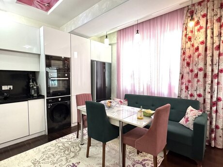 Продаётся 4-комнатная квартира в новостройке, Həzi Aslanov, 138 м², 359 000 AZN, фото 3 / 12