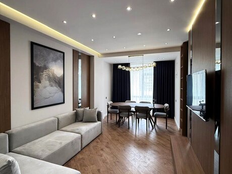 3 rooms · 117 m² · floor 4/10, Gənclik