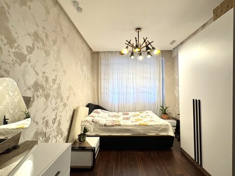 Продаётся 4-комнатная квартира в новостройке, Həzi Aslanov, 138 м², 359 000 AZN, фото 5 / 12