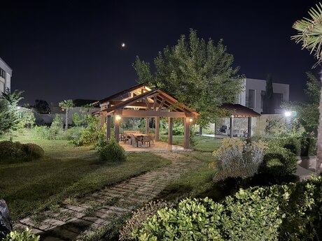 5-комн. дом/дача - пос. Мардакан - 500 м²