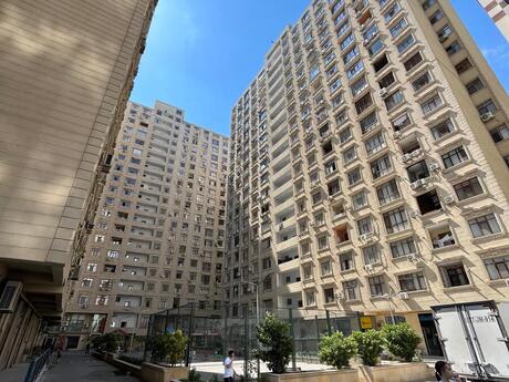 Elan №6228311 - Bakı, İnşaatçılar m., 3 otaqlı, 155 m², 15/25 mərtəbə