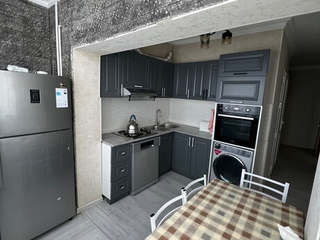Elan №6228366 - Bakı, Qara Qarayev m., 2 otaqlı, 60 m², 6/9 mərtəbə