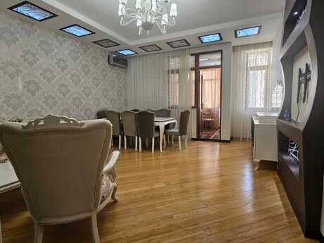 3 otaqlı mənzil, 120 m², 28 May: 348 000 ₼ 4