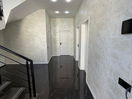 5 otaqlı həyət evi, 140 m², Binə: 148 000 ₼ 5