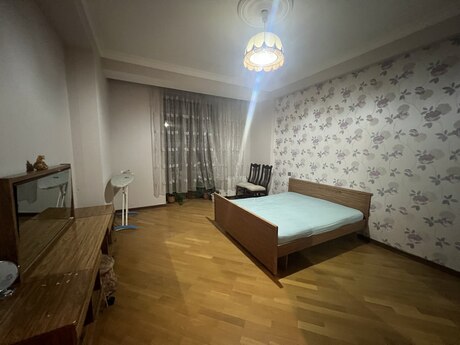 3 otaqlı yeni tikili - Bayıl q. - 130 m²