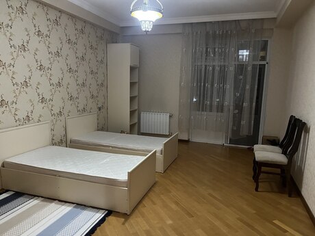 3 otaqlı yeni tikili - Bayıl q. - 130 m²