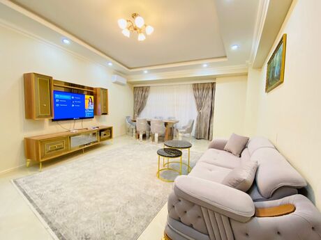 Kirayə 3 otaqlı mənzil, 120 m², Nizami: 1 500 ₼/ay 2