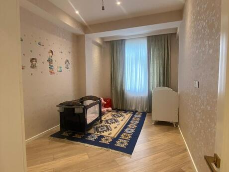 3 otaqlı mənzil, 122 m², Həzi Aslanov: 235 000 ₼ 2