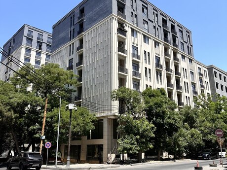 4 otaq · 231 m² · 3/6 mərtəbə, London Evləri