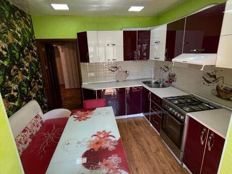 Elan №6229627 - Bakı, Xalqlar Dostluğu m., 3 otaqlı, 100 m², 3/9 mərtəbə