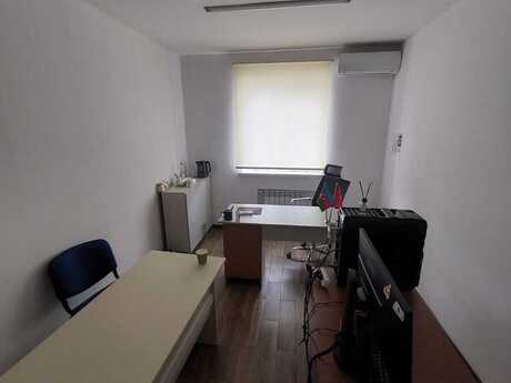 1 otaqlı ofis - Azadlıq Prospekti m. - 20 m²