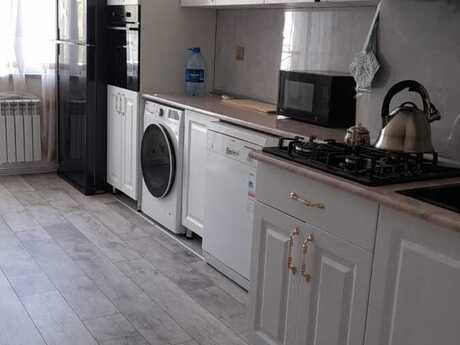 Объявление №6229784 - Баку, Насиминский  р., 2-комн., 75 м², 2/18 этаж
